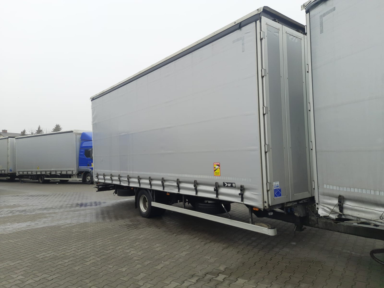 MAN TGL 12.250 - Curtainsider truck: picture 5 MAN TGL 12.250 - Curtainsider truck: picture 5
