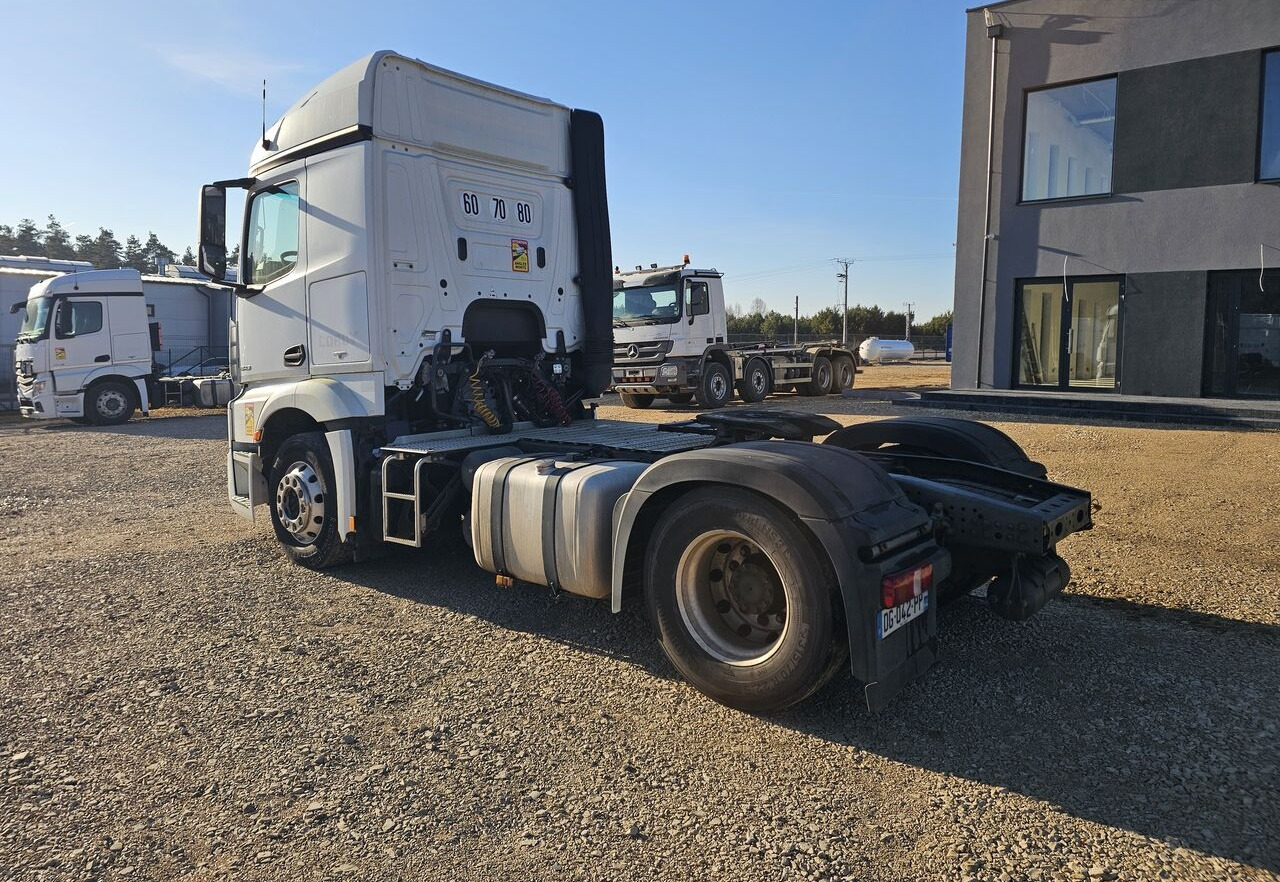 Mercedes-Benz Actros 1843 / RETARDER / ALU / ADR FL / EURO 6 - Tractor unit: picture 4 Mercedes-Benz Actros 1843 / RETARDER / ALU / ADR FL / EURO 6 - Tractor unit: picture 4