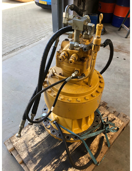 Caterpillar 336 Swing Drive OEM 3332958 - Swing motor: picture 3 Caterpillar 336 Swing Drive OEM 3332958 - Swing motor: picture 3