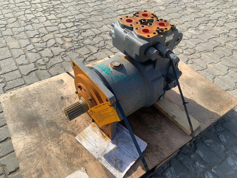 Hitachi MX750B0-10A-05M - Hydraulic pump: picture 1 Hitachi MX750B0-10A-05M - Hydraulic pump: picture 1