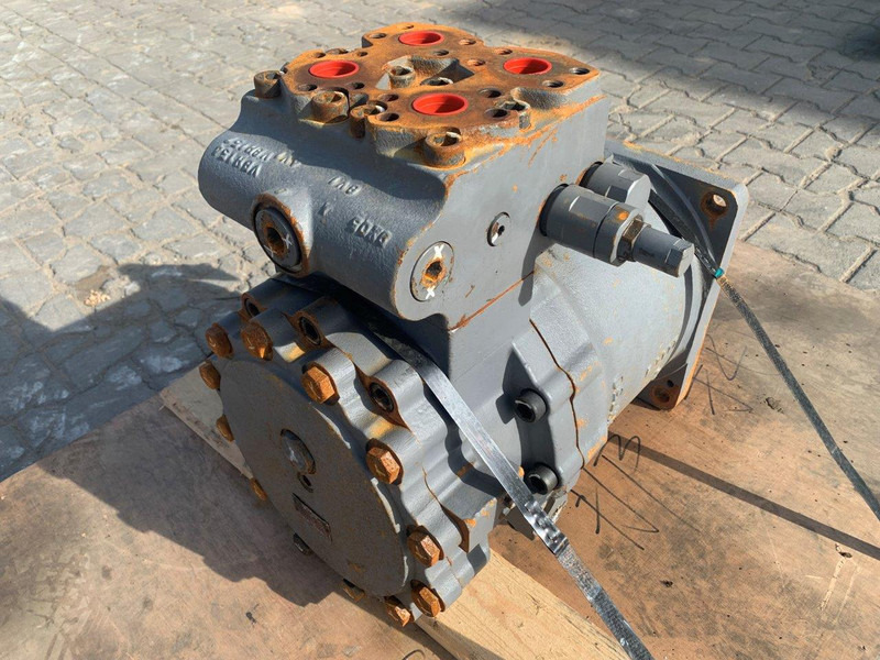 Hitachi MX750B0-10A-05M - Hydraulic pump: picture 3 Hitachi MX750B0-10A-05M - Hydraulic pump: picture 3