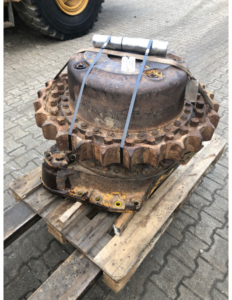 Komatsu D65-15 Final Drive OEM 14X2700310 - Final drive: picture 2 Komatsu D65-15 Final Drive OEM 14X2700310 - Final drive: picture 2