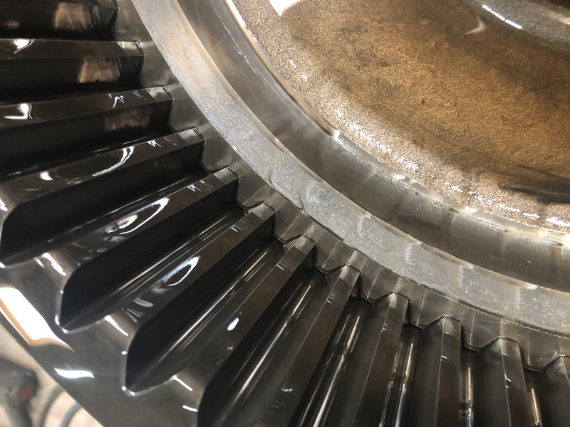 Komatsu D65-15 Final Drive OEM 14X2700310 - Final drive: picture 5 Komatsu D65-15 Final Drive OEM 14X2700310 - Final drive: picture 5