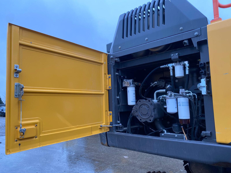 Crawler excavator Volvo EC300 ENL NVT: picture 19 Crawler excavator Volvo EC300 ENL NVT: picture 19