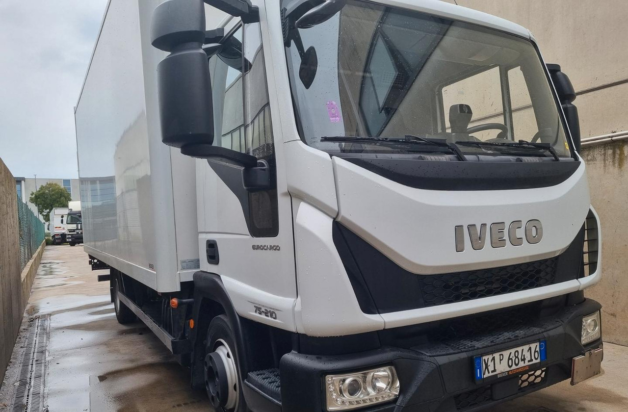 Iveco 75e21 p furgone e sponda euro 6 - Box truck: picture 2 Iveco 75e21 p furgone e sponda euro 6 - Box truck: picture 2