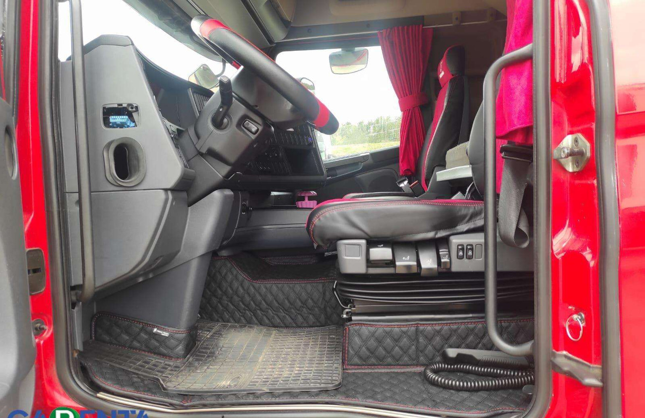 Scania R490 - Tractor unit: picture 5 Scania R490 - Tractor unit: picture 5