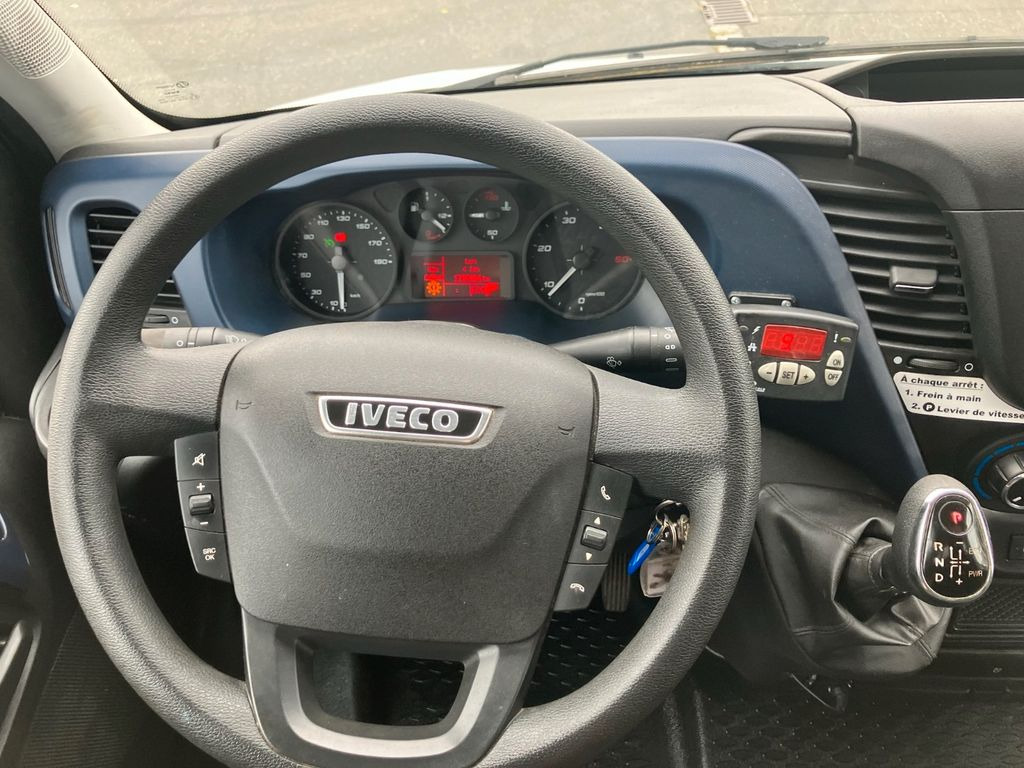 Refrigerated van Iveco Daily 35C18 MAXICARGO Kühlkoffer/CARRIER/AC/EU6: picture 12
