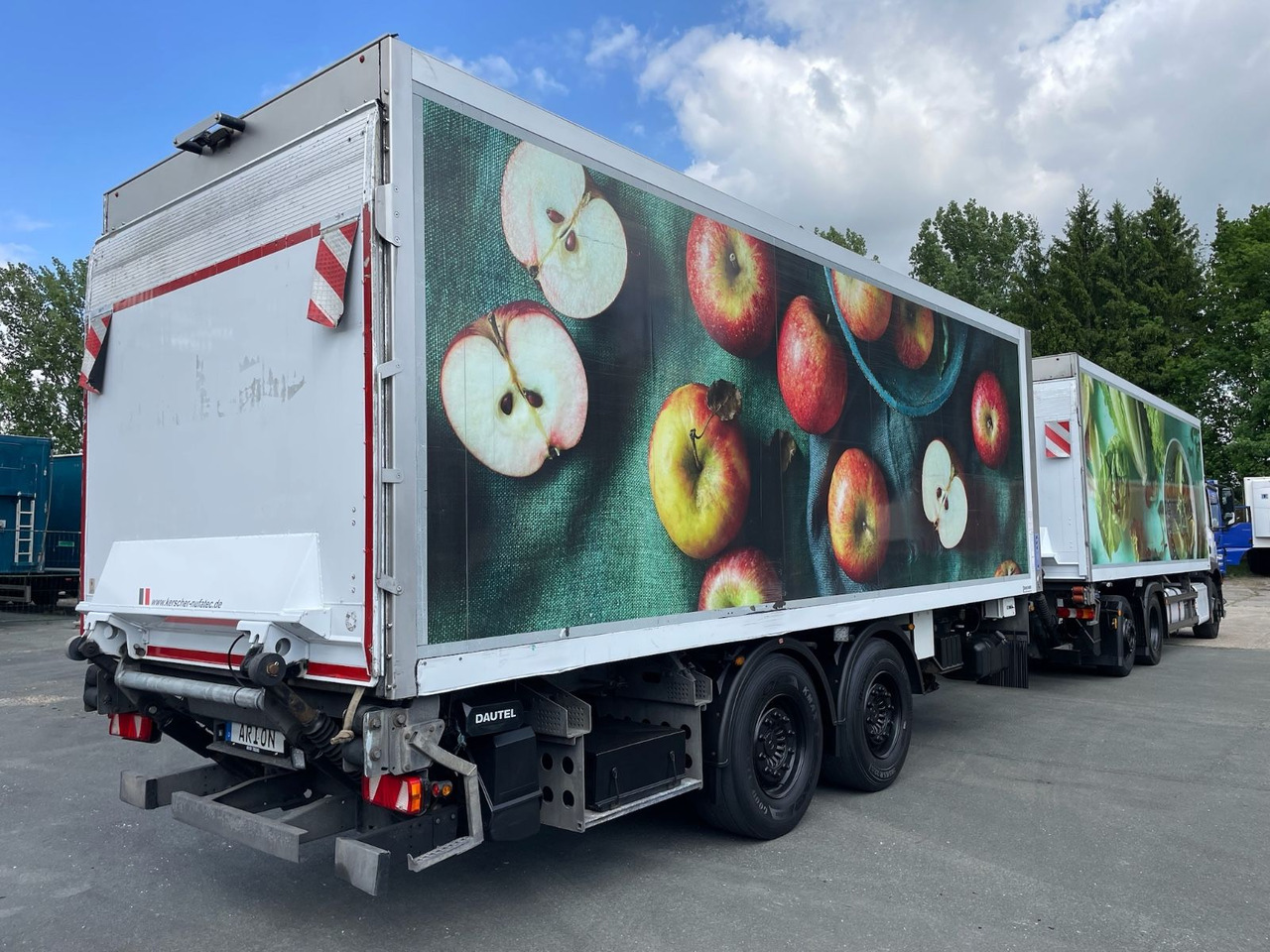 Mercedes-Benz Antos 2543 6x2 Kühlkoffer/CARRIER/KERSCHER/NLA - Refrigerator truck: picture 4 Mercedes-Benz Antos 2543 6x2 Kühlkoffer/CARRIER/KERSCHER/NLA - Refrigerator truck: picture 4