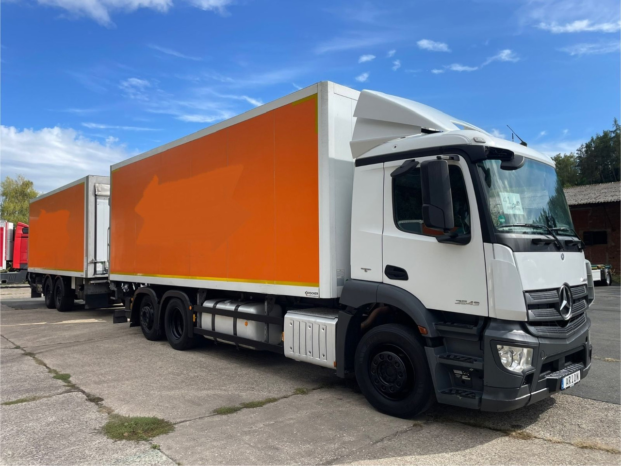 Mercedes-Benz Antos 2543 6x2 Kühlkoffer/CARRIER/NLA/LBW/AC/EU6 - Refrigerator truck: picture 1 Mercedes-Benz Antos 2543 6x2 Kühlkoffer/CARRIER/NLA/LBW/AC/EU6 - Refrigerator truck: picture 1
