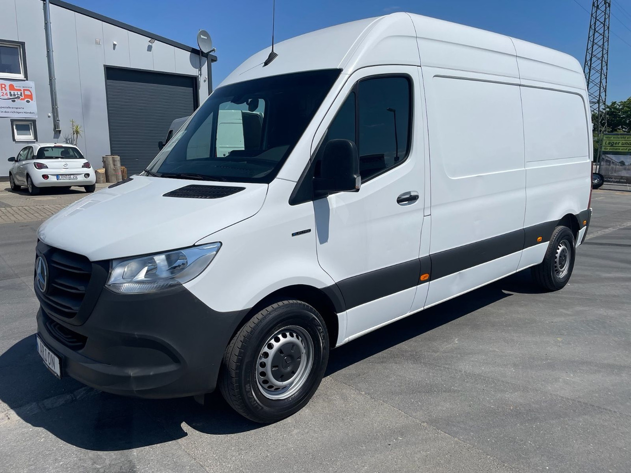 Mercedes-Benz eSprinter 312 Kastenwagen/L2H2/47KW/Kamera/AC - Panel van, Electric van: picture 3 Mercedes-Benz eSprinter 312 Kastenwagen/L2H2/47KW/Kamera/AC - Panel van, Electric van: picture 3