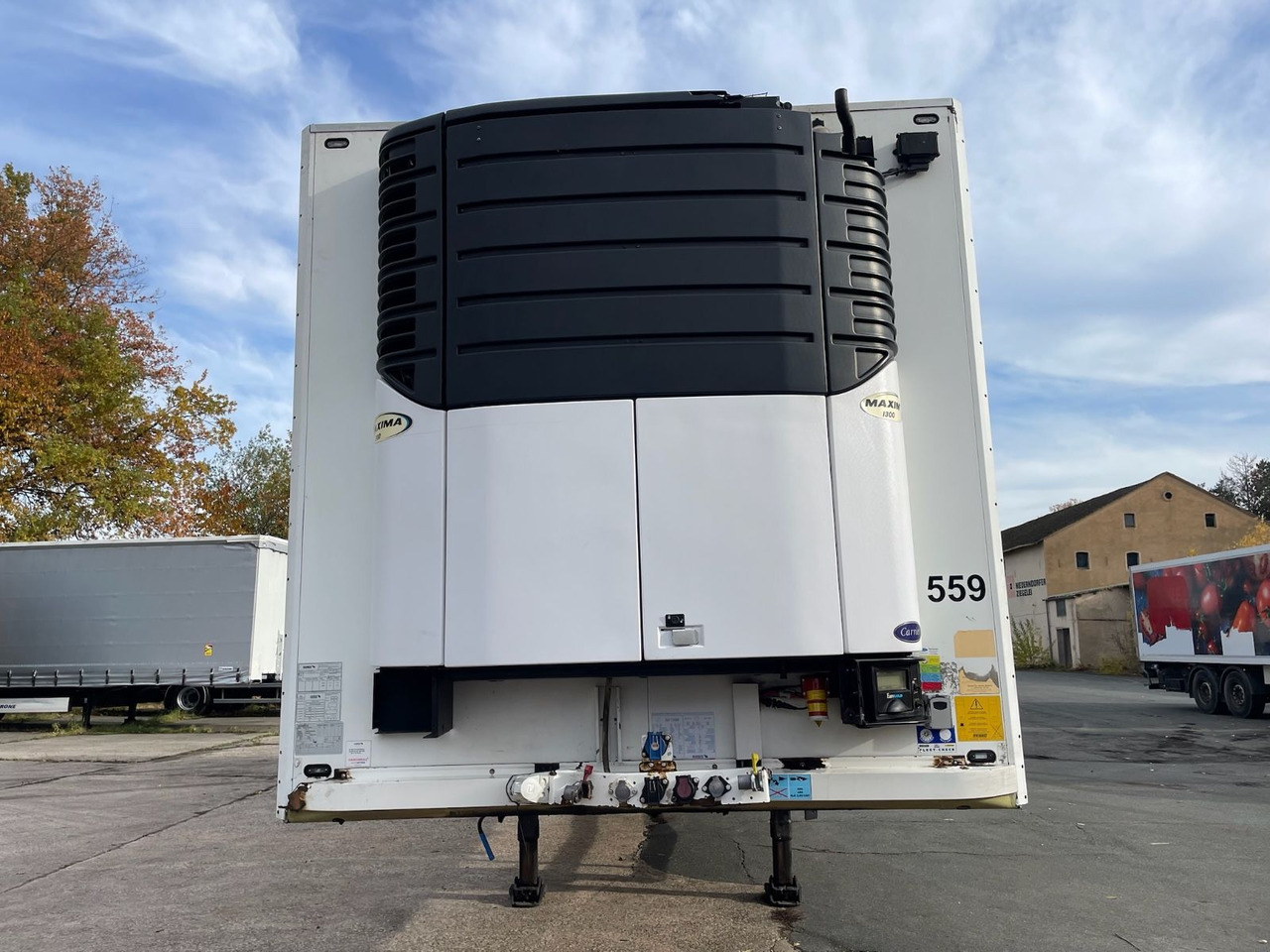 Schmitz Cargobull SKO10/LBW/CARRIER/MAXIMA1300/8810h/Lenkachse - Refrigerator semi-trailer: picture 2 Schmitz Cargobull SKO10/LBW/CARRIER/MAXIMA1300/8810h/Lenkachse - Refrigerator semi-trailer: picture 2