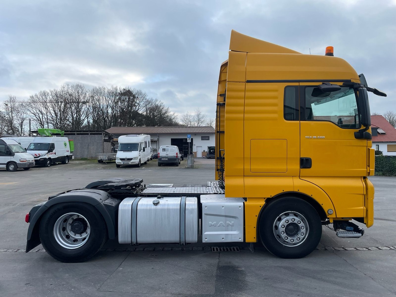 Tractor unit MAN TGX 18.500 4x2 BLS/Retarder/StandAC/48t/ACC/EU6c: picture 8 Tractor unit MAN TGX 18.500 4x2 BLS/Retarder/StandAC/48t/ACC/EU6c: picture 8