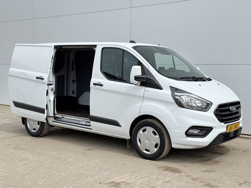 Ford Transit Custom 2.0 TDCI 130PK Automaat L1H1 Scherm Cruise Control Camera Airco LED Parkeersensoren voor achter - Small van: picture 5 Ford Transit Custom 2.0 TDCI 130PK Automaat L1H1 Scherm Cruise Control Camera Airco LED Parkeersensoren voor achter - Small van: picture 5