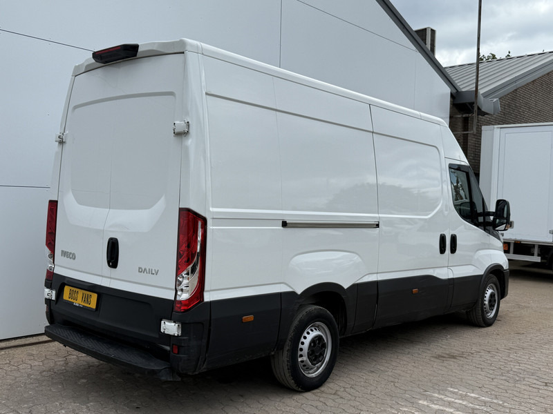 Iveco Daily 35S14 2.3 L2H2 Airco Cruise 3.5ton Trekgewicht Lucht geveerde stoel - Small van: picture 3 Iveco Daily 35S14 2.3 L2H2 Airco Cruise 3.5ton Trekgewicht Lucht geveerde stoel - Small van: picture 3