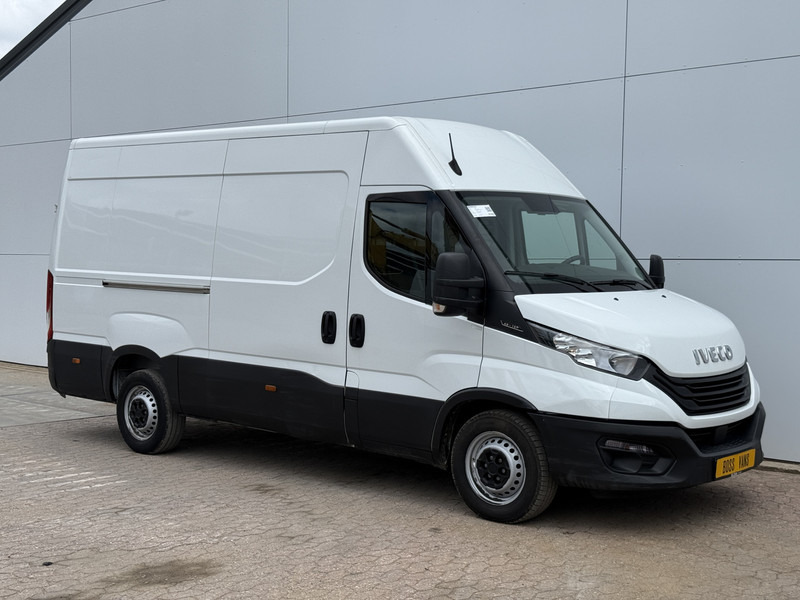 Iveco Daily 35S14 2.3 L2H2 Airco Cruise 3.5ton Trekgewicht Lucht geveerde stoel - Small van: picture 4 Iveco Daily 35S14 2.3 L2H2 Airco Cruise 3.5ton Trekgewicht Lucht geveerde stoel - Small van: picture 4