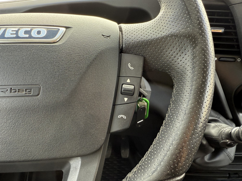 Panel van Iveco Daily 35S14 L2H2 Luchtvering Trekhaak Cruise Control Climate Control Lucht Geveerde Bestuurdersstoel: picture 20
