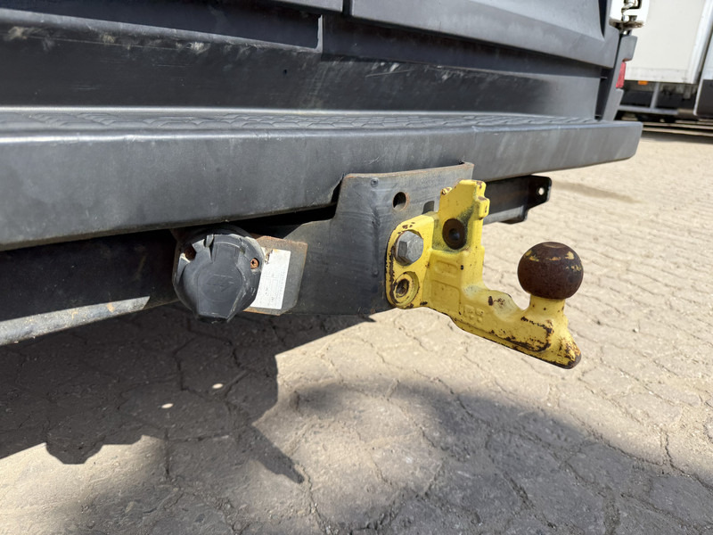 Panel van Iveco Daily 35S14 L2H2 Luchtvering Trekhaak Cruise Control Climate Control Lucht Geveerde Bestuurdersstoel: picture 16