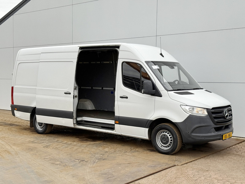 Mercedes-Benz Sprinter 315 2.0 CDI Automaat L3H2 Adaptieve Cruise Control Camera Carplay Parkeersensoren voor achter - Panel van: picture 5 Mercedes-Benz Sprinter 315 2.0 CDI Automaat L3H2 Adaptieve Cruise Control Camera Carplay Parkeersensoren voor achter - Panel van: picture 5