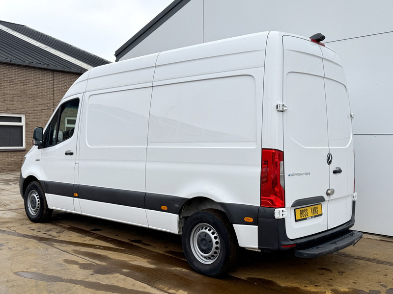 Mercedes-Benz eSprinter 312 55kWh ALL-IN PRIJS L2H2 55kWh 168km WLTP 80kw Snelladen Climate Control Camera Stoelverwarming - Panel van, Electric van: picture 2 Mercedes-Benz eSprinter 312 55kWh ALL-IN PRIJS L2H2 55kWh 168km WLTP 80kw Snelladen Climate Control Camera Stoelverwarming - Panel van, Electric van: picture 2