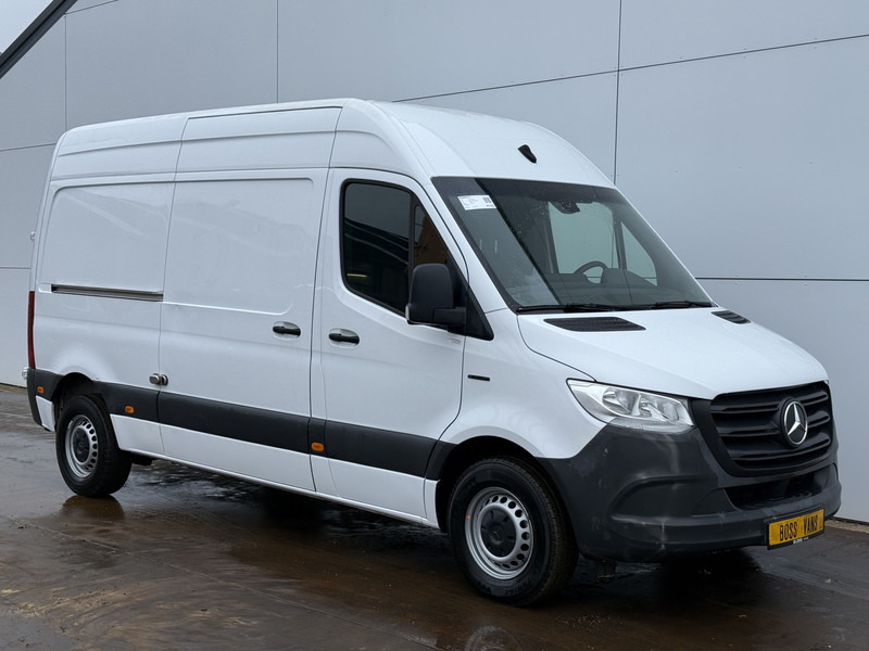 Mercedes-Benz eSprinter 312 55kwh ALL-IN PRIJS L2H2 55kWh 168km WLTP 80kw Snelladen Climate Control Stoelverwarming - Panel van, Electric van: picture 4 Mercedes-Benz eSprinter 312 55kwh ALL-IN PRIJS L2H2 55kWh 168km WLTP 80kw Snelladen Climate Control Stoelverwarming - Panel van, Electric van: picture 4