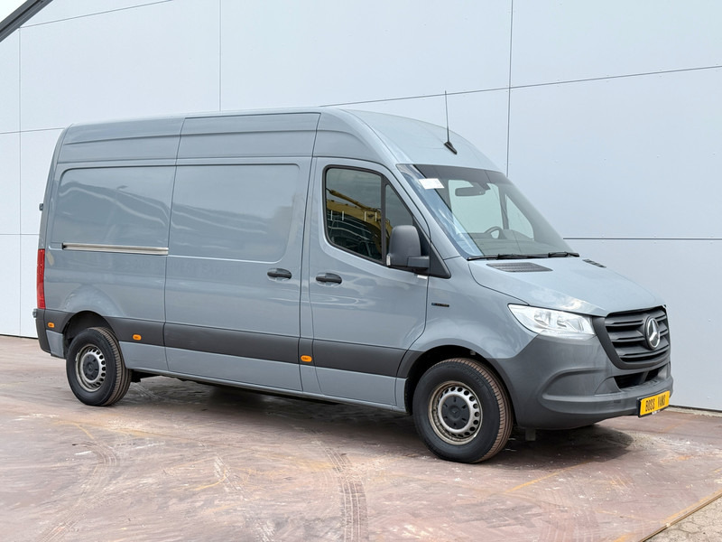 Mercedes-Benz eSprinter 312 L2H2 Elektrisch 41kWh 135km WLTP Climate Control Camera Stoelverwarming - Panel van, Electric van: picture 4 Mercedes-Benz eSprinter 312 L2H2 Elektrisch 41kWh 135km WLTP Climate Control Camera Stoelverwarming - Panel van, Electric van: picture 4