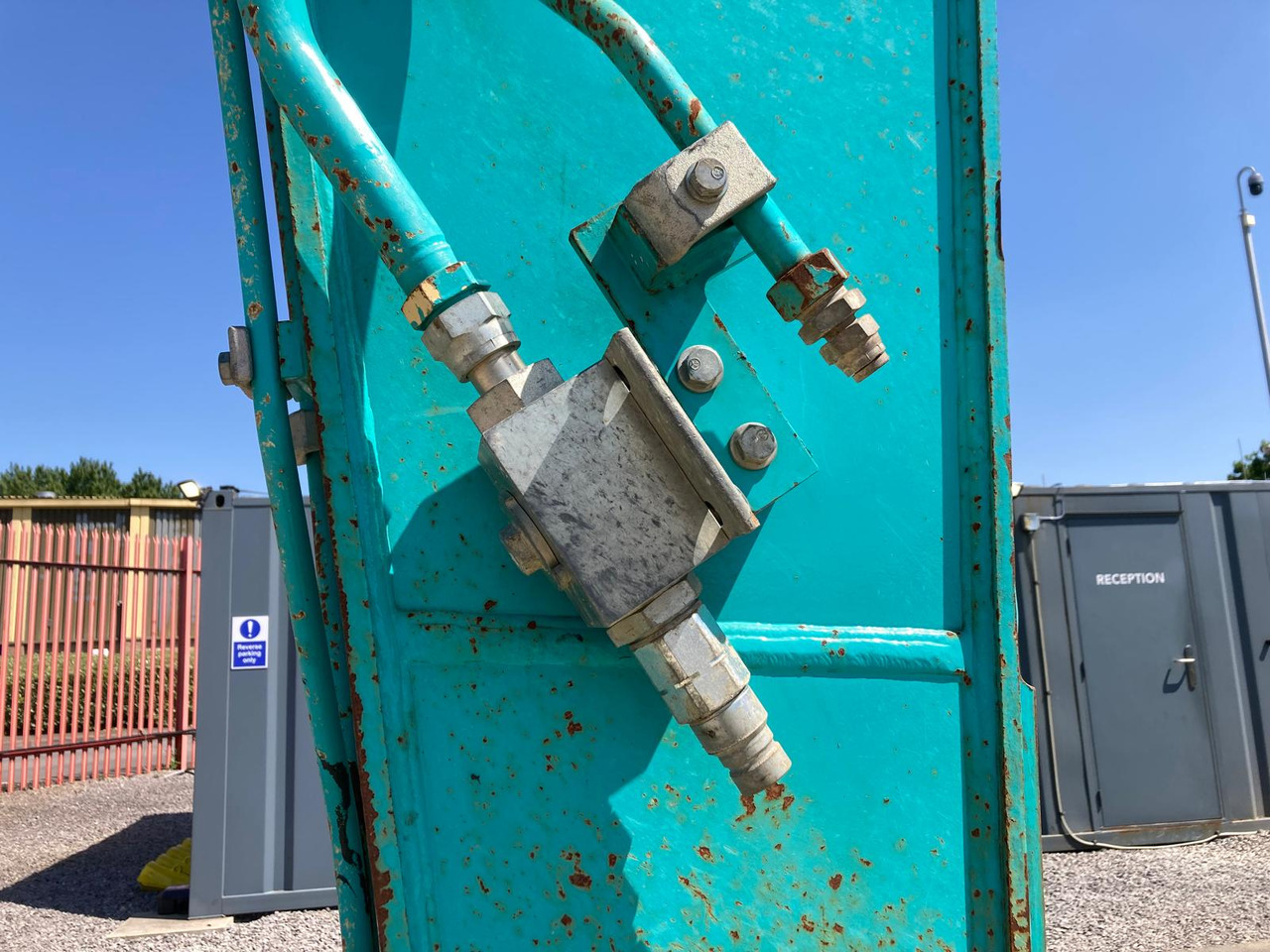 Crawler excavator Kobelco SK210LC-11: picture 10