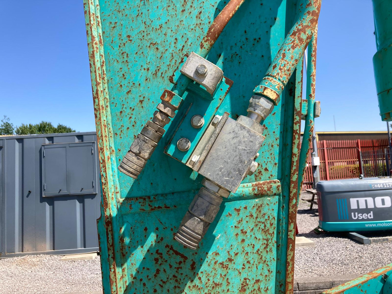 Crawler excavator Kobelco SK210LC-11: picture 11
