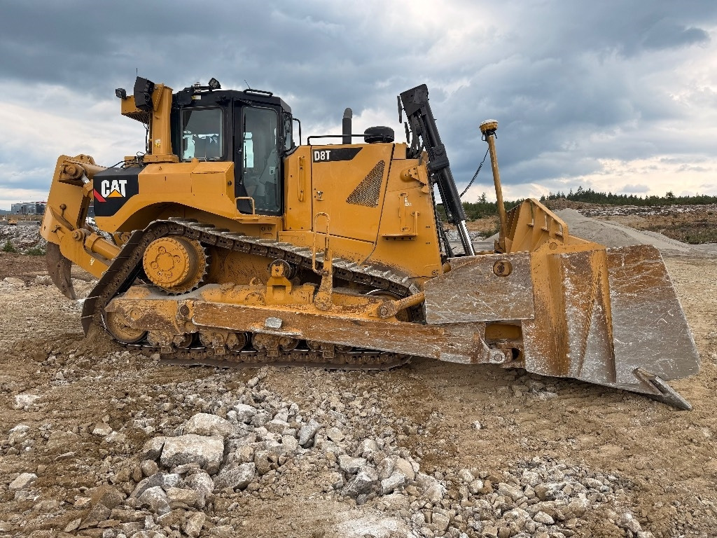 CAT D 8 T - Bulldozer: picture 2 CAT D 8 T - Bulldozer: picture 2