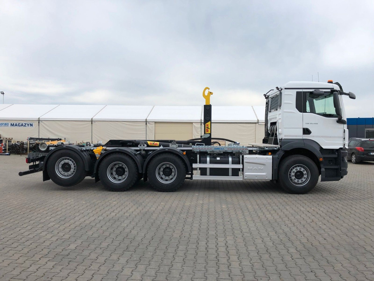MAN TGS 35.480 TRIDEM HYVA 26-62-SKZ - Hook lift truck: picture 5 MAN TGS 35.480 TRIDEM HYVA 26-62-SKZ - Hook lift truck: picture 5
