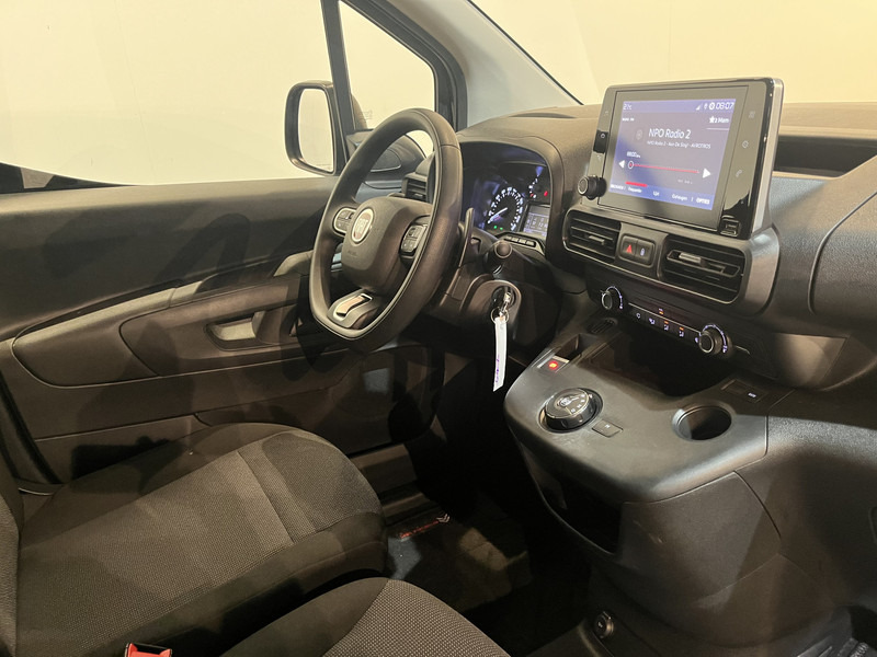 Fiat Doblò 1.5D 130pk L1 Automaat / Euro 6 / Airco / Cruise Control / CarPlay / Camera / 3-Zits / 13.300 KM !! - Small van: picture 3 Fiat Doblò 1.5D 130pk L1 Automaat / Euro 6 / Airco / Cruise Control / CarPlay / Camera / 3-Zits / 13.300 KM !! - Small van: picture 3