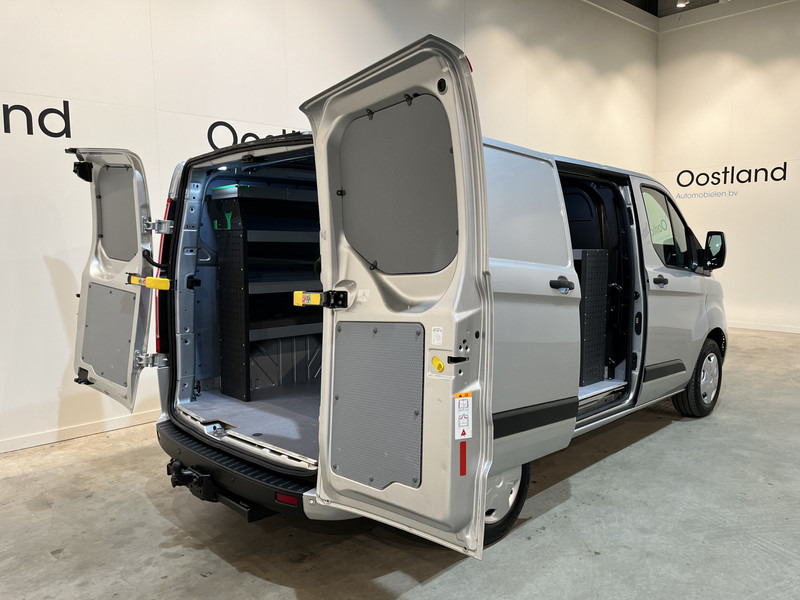 Ford Transit Custom 280 2.0 TDCI L1H1 Trend 130 PK Servicebus / Inrichting / Euro 6 / Airco / PDC / Cruise Control / Navigatie / CarPlay / Trekhaak / 3-Zits / 96.300 KM !! / BPM VRIJ !! - Small van: picture 2 Ford Transit Custom 280 2.0 TDCI L1H1 Trend 130 PK Servicebus / Inrichting / Euro 6 / Airco / PDC / Cruise Control / Navigatie / CarPlay / Trekhaak / 3-Zits / 96.300 KM !! / BPM VRIJ !! - Small van: picture 2