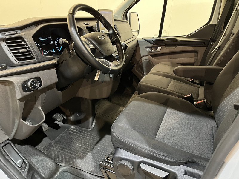 Interior photo 1: Small van Ford Transit Custom 300 2.0 TDCI L1H1 Trend 130 PK / Servicebus / Bott Inrichting / Euro 6 / Schuifdeur L + R / Airco / CarPlay / Klep / PDC / Navigatie / 3-Zits  / BPM VRIJ !!