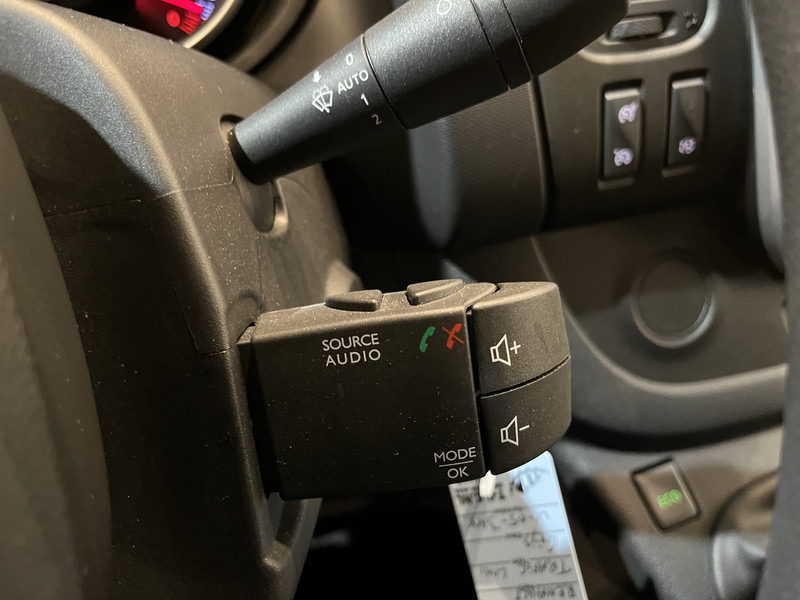 Small van Renault Trafic 2.0 dCi 120 L1H1 120 PK Servicebus / Sortimo Inrichting / Euro 6 / Airco / Camera / CarPlay / Cruise Control / Navigatie / 3-Zits / 27.800 KM !! / BPM VRIJ !!: picture 11