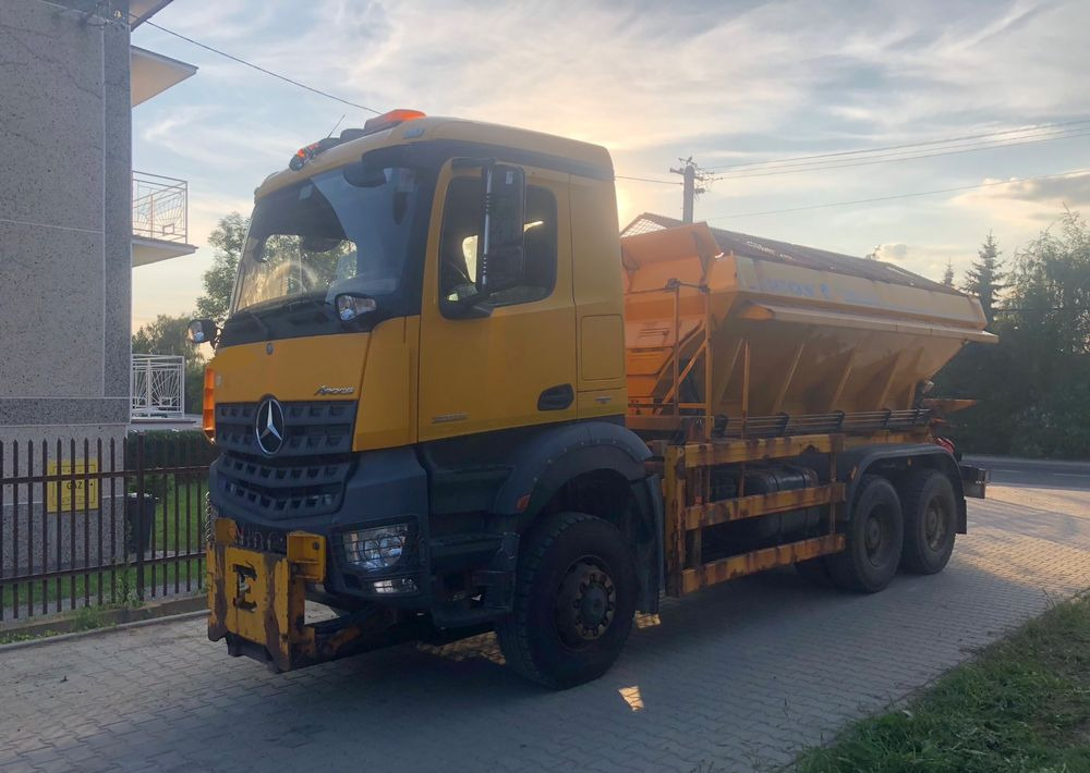 Snow removal vehicle Mercedes-Benz Arocs 3333 6x6 piaskarka solarka econ pług schmidt: picture 14