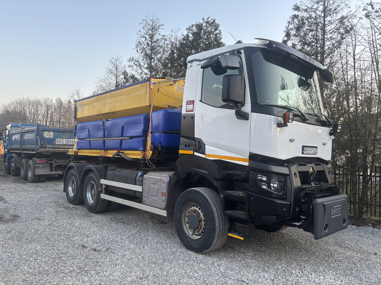 RENAULT K380 6x6 K380 6x6 SCHMIDT STRATOS III GRITTER/SPREADER PLOUGH - Snow removal vehicle: picture 1 RENAULT K380 6x6 K380 6x6 SCHMIDT STRATOS III GRITTER/SPREADER PLOUGH - Snow removal vehicle: picture 1