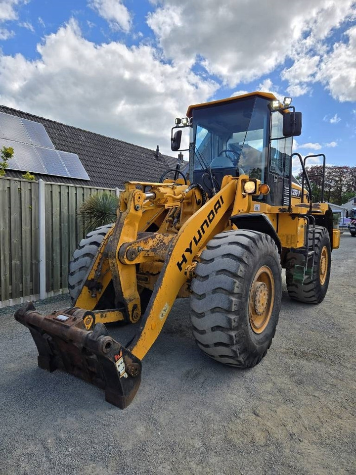 Wheel loader Hyundai HL 757-7: picture 7