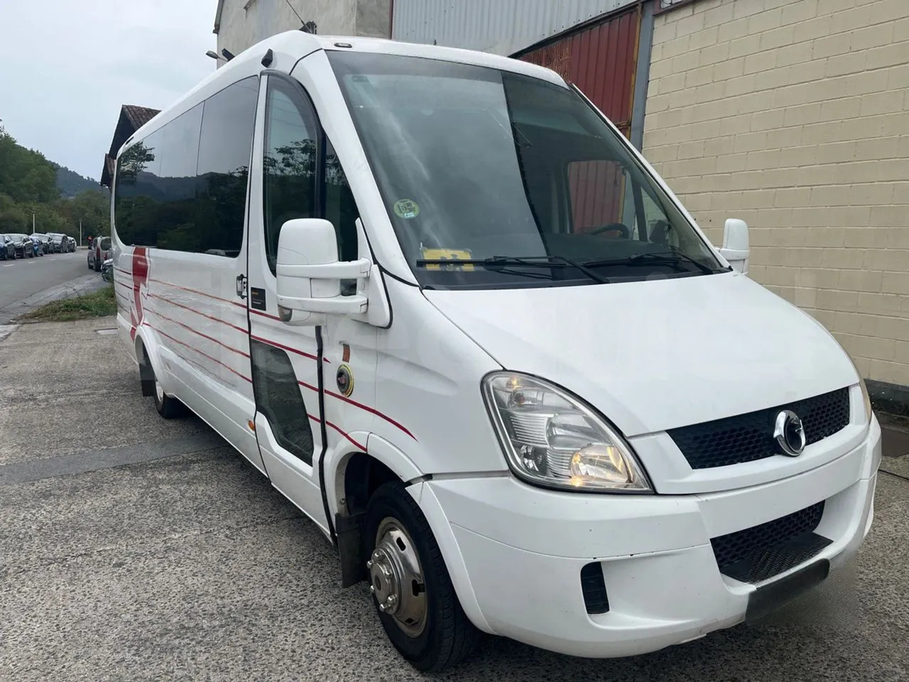 Minibus, Passenger van Iveco A50C17: picture 1
