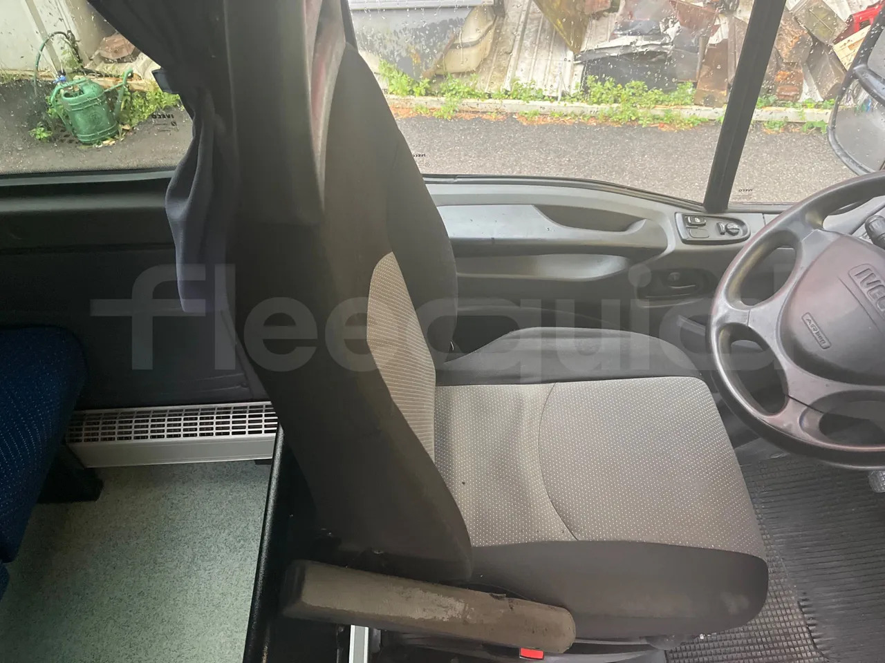Minibus, Passenger van Iveco Daily: picture 14