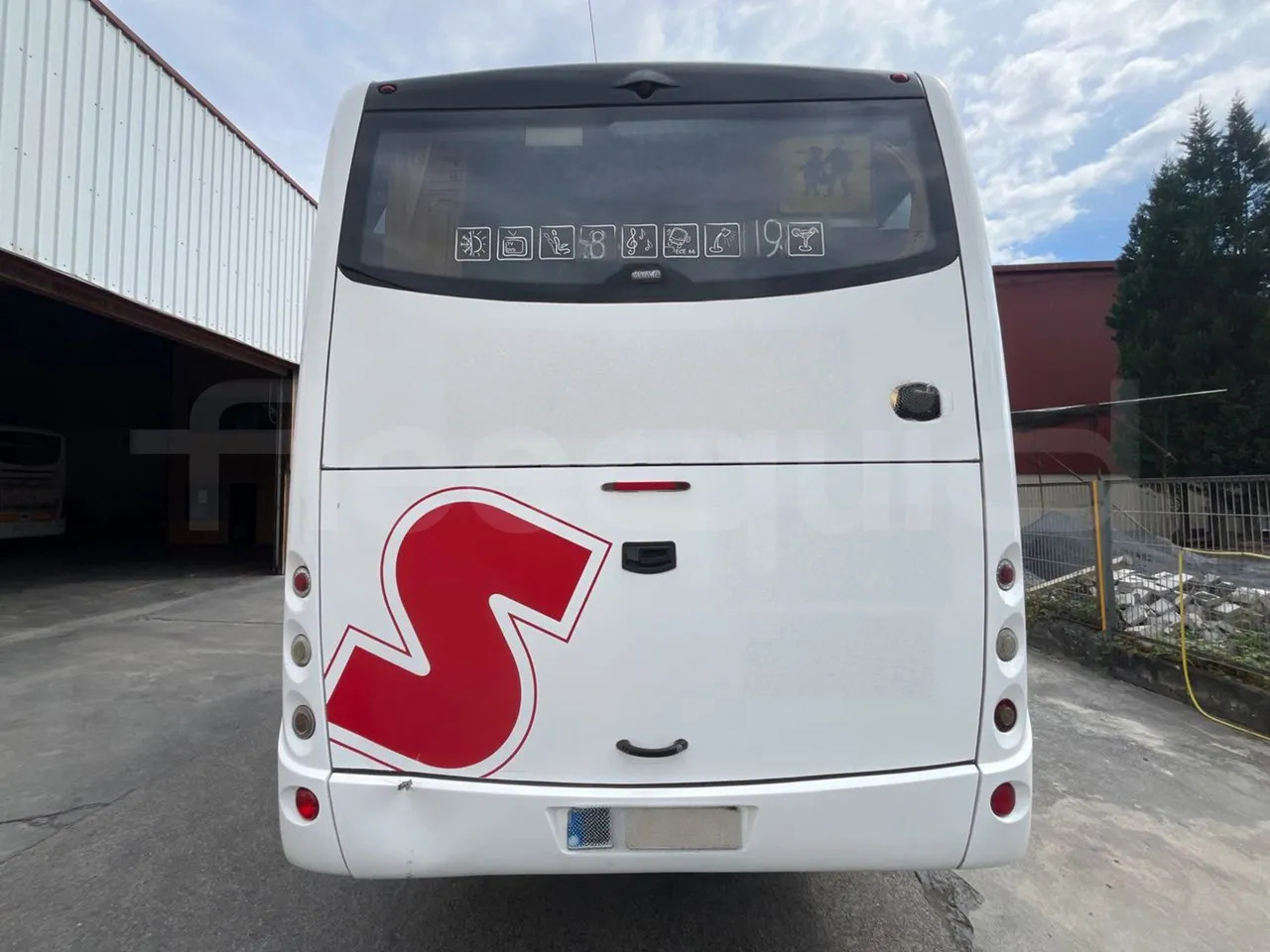 Mercedes-Benz Andecar - Coach: picture 5 Mercedes-Benz Andecar - Coach: picture 5