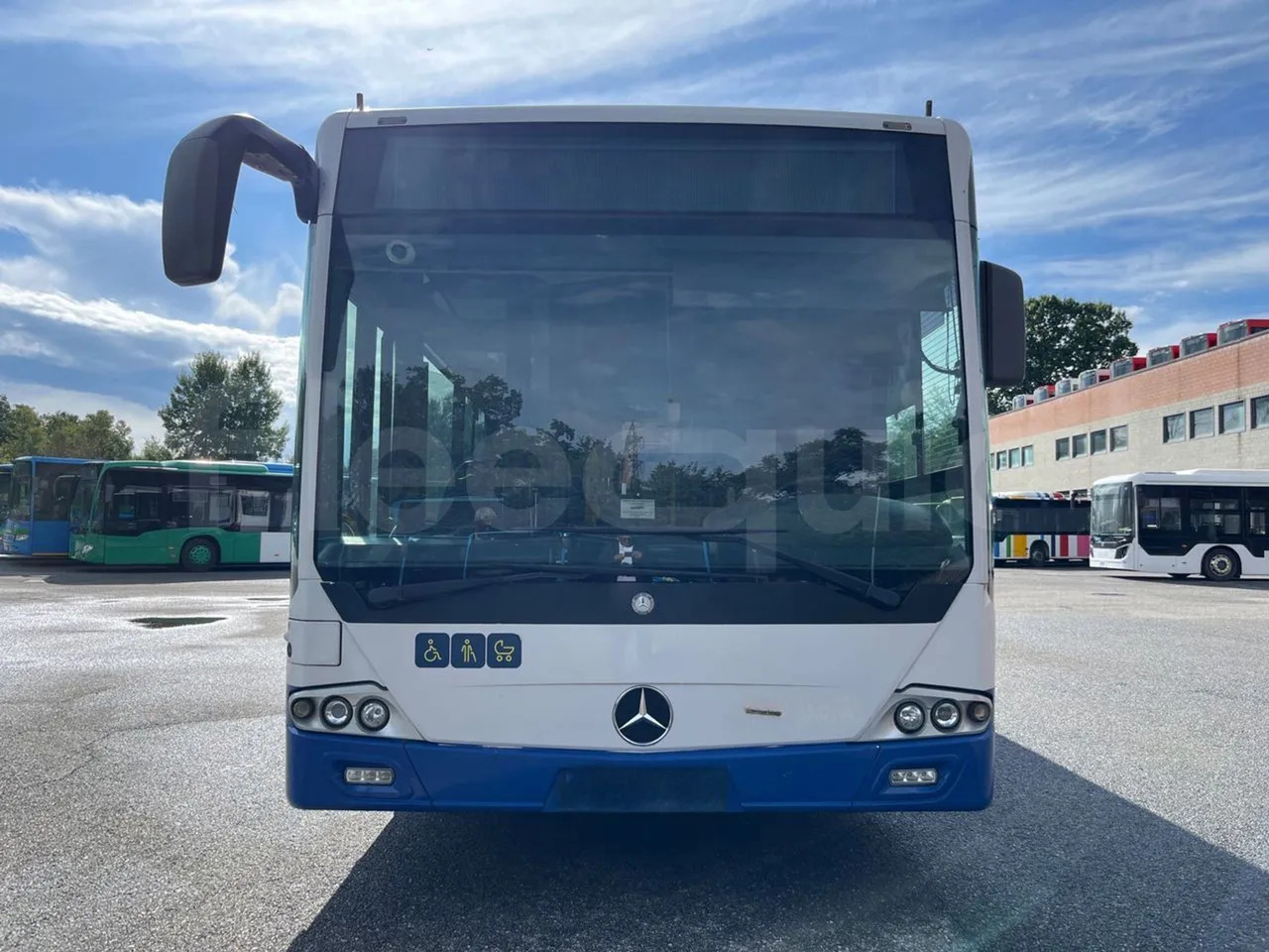 Mercedes-Benz Conecto - City bus: picture 2 Mercedes-Benz Conecto - City bus: picture 2