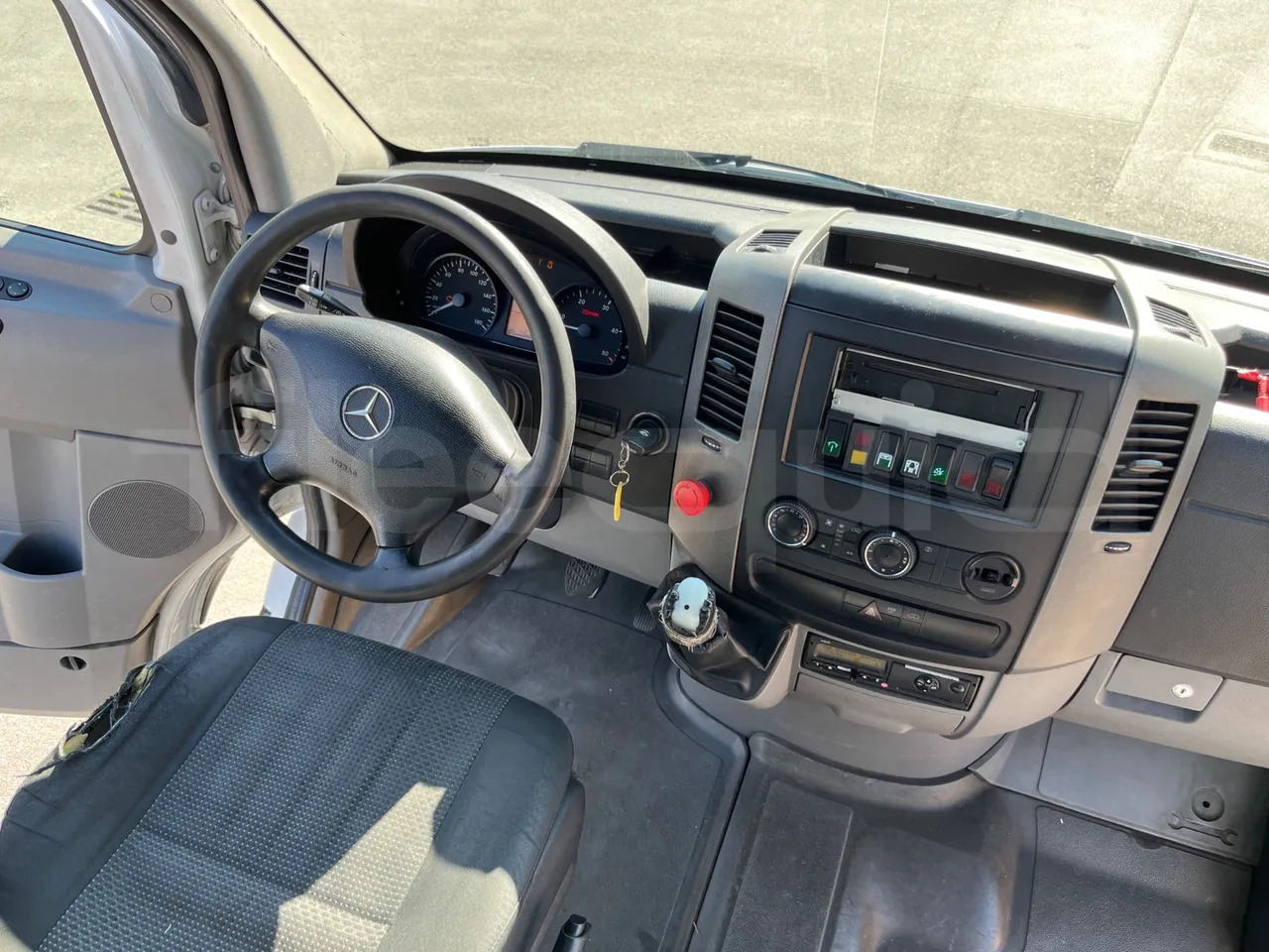 Minibus, Passenger van Mercedes-Benz Sprinter: picture 16