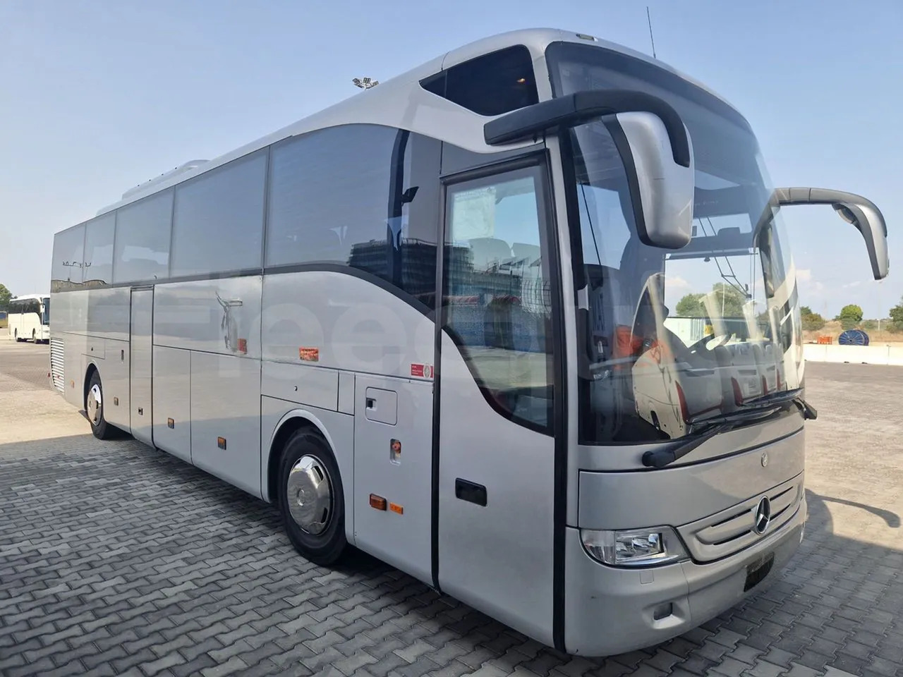 Coach Mercedes-Benz Tourismo: picture 1