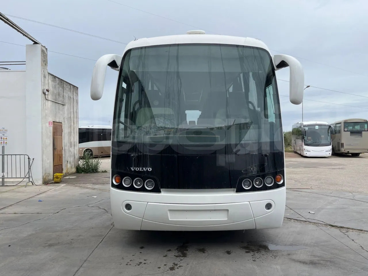 Volvo B12 - Coach: picture 2 Volvo B12 - Coach: picture 2