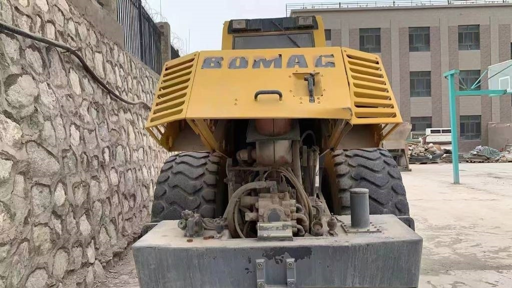 Bomag bw225d-3 - Road roller: picture 4 Bomag bw225d-3 - Road roller: picture 4