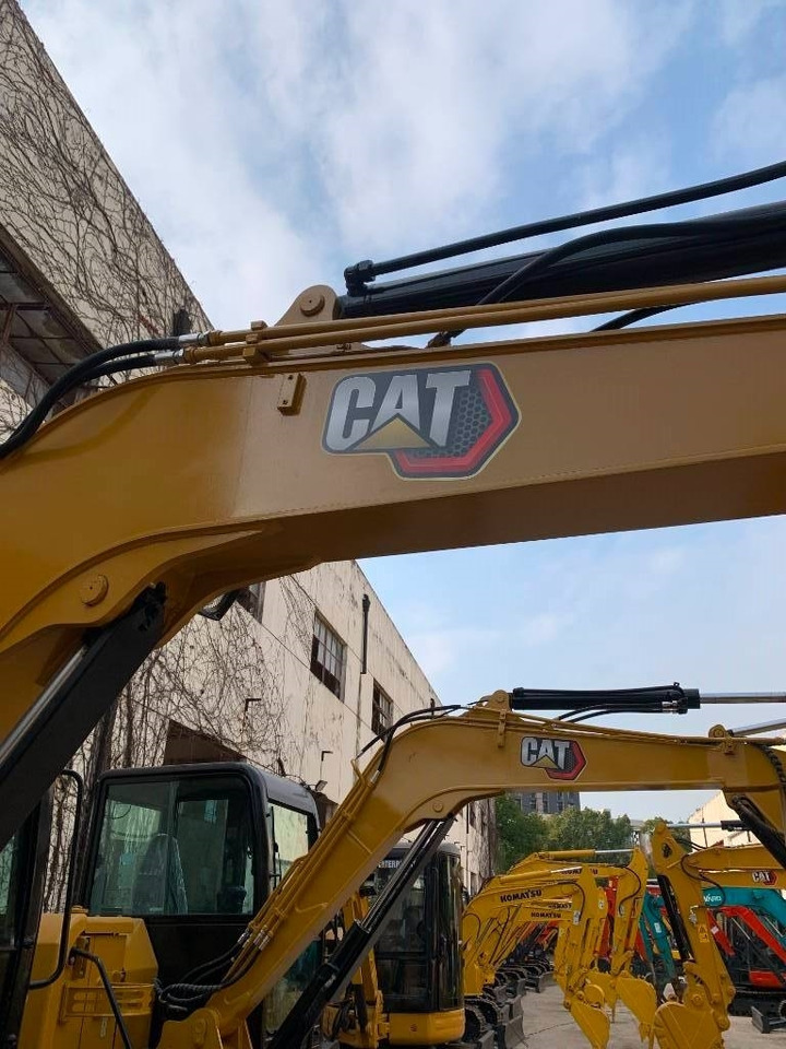 Crawler excavator CAT 305.5E2: picture 10
