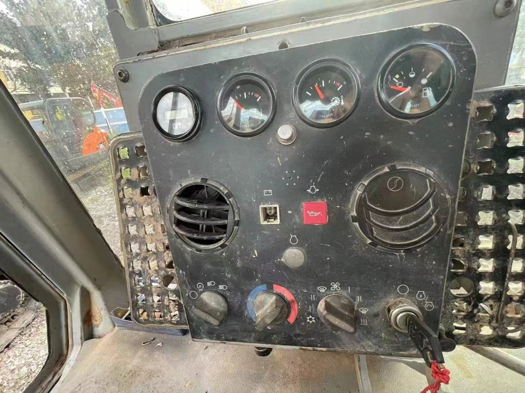 CAT D 6 G - Bulldozer: picture 3 CAT D 6 G - Bulldozer: picture 3