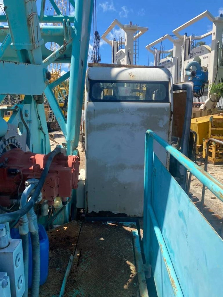 Crawler crane Kobelco CKE 2500: picture 45
