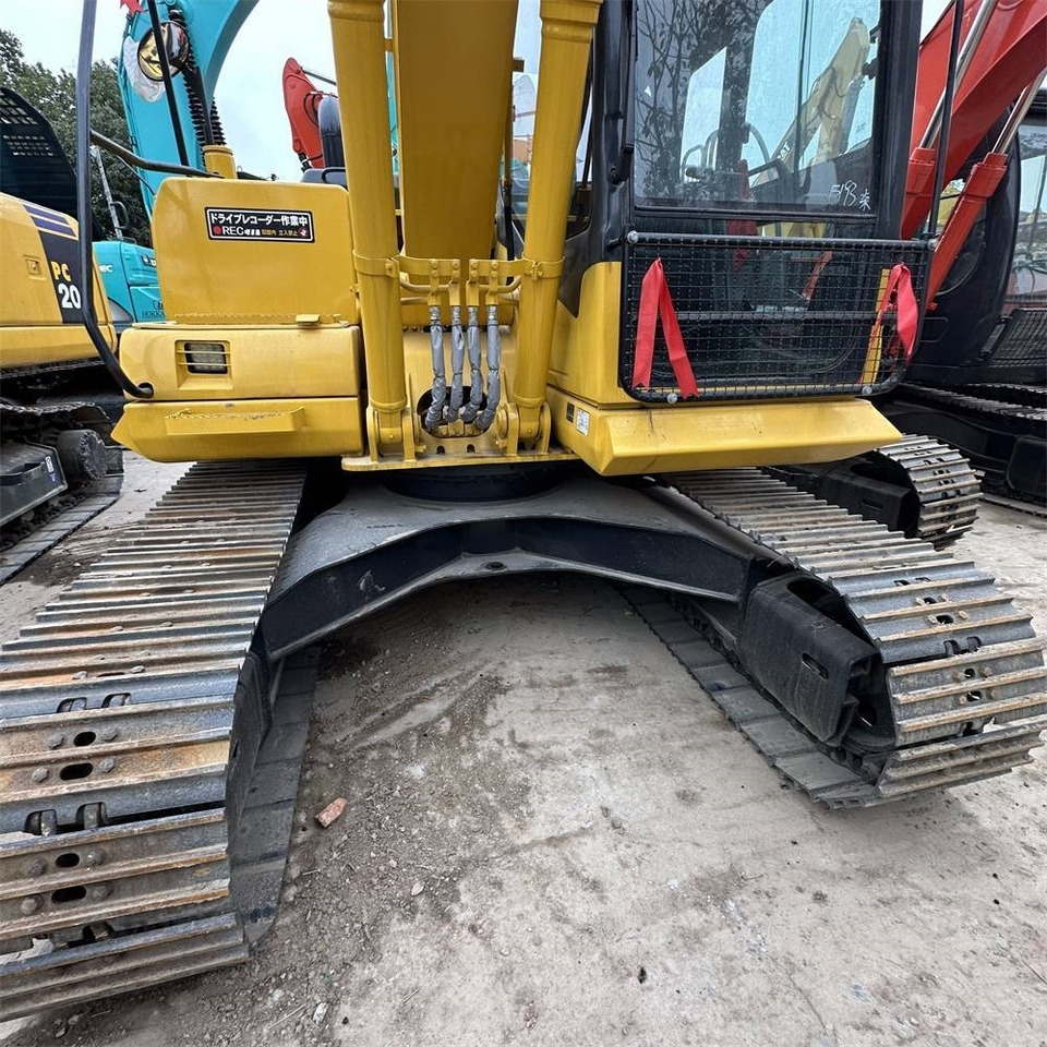 Crawler excavator Komatsu PC 130-7: picture 8
