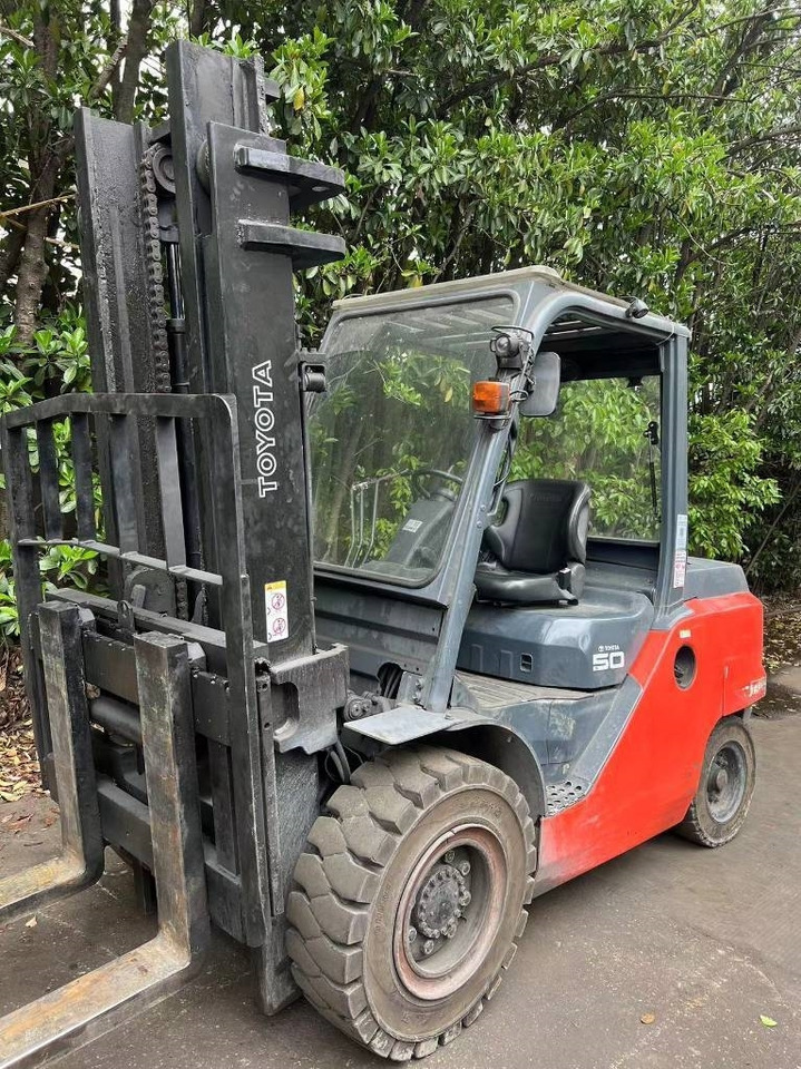 Toyota 8FD50N - Electric forklift: picture 1 Toyota 8FD50N - Electric forklift: picture 1