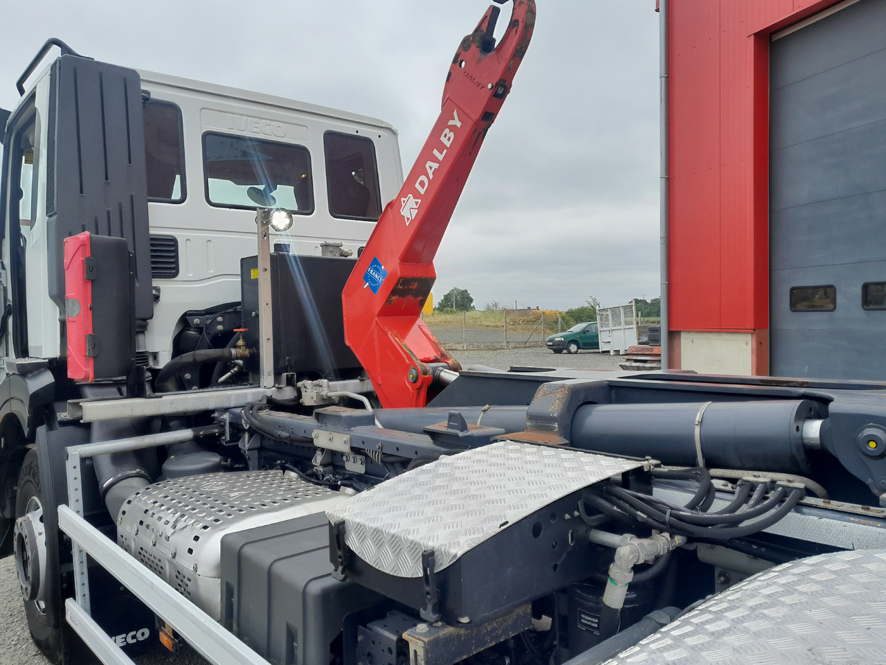Hook lift truck IVECO: picture 6